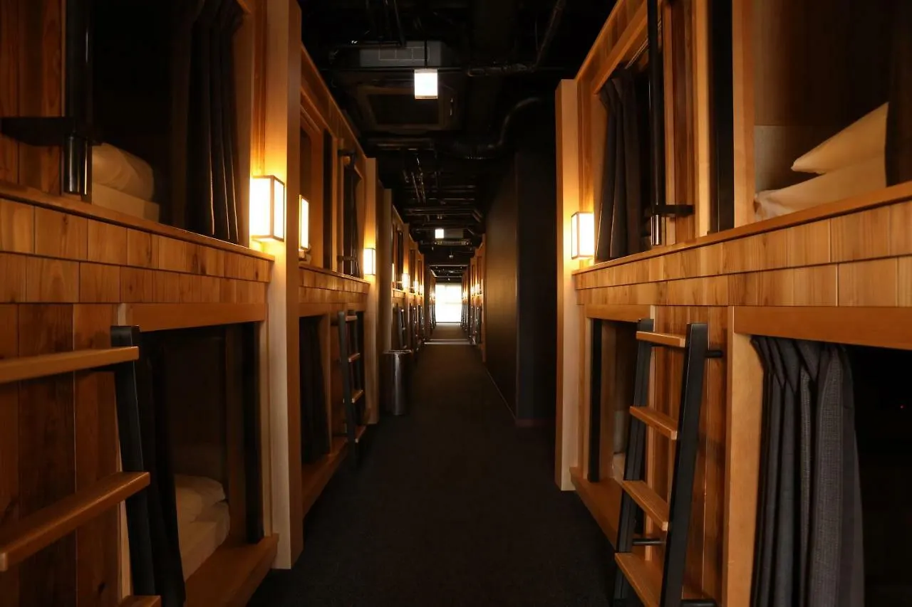 Capsule hotel Cabin Inn Kyoto Sanjo Kawaramachi