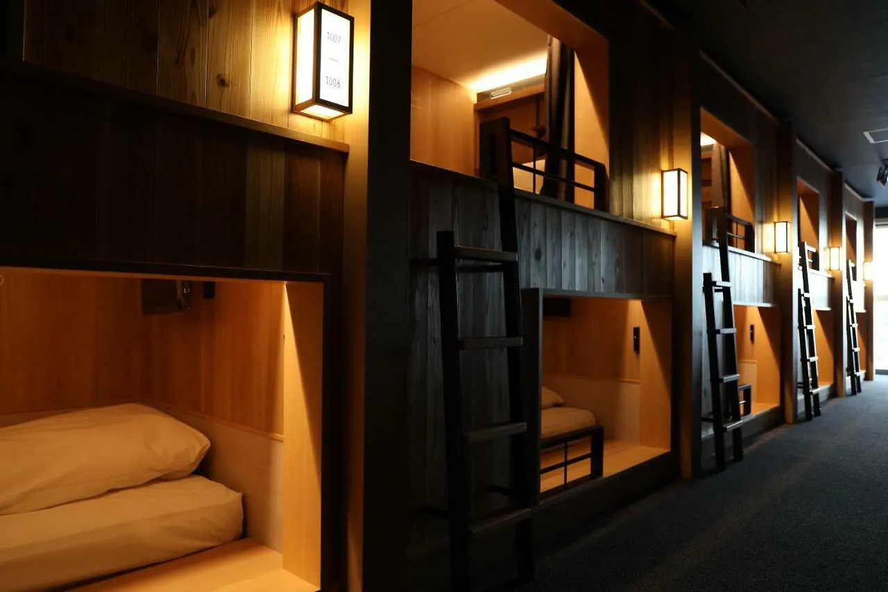 Cabin Inn Kyoto Sanjo Kawaramachi Capsule hotel