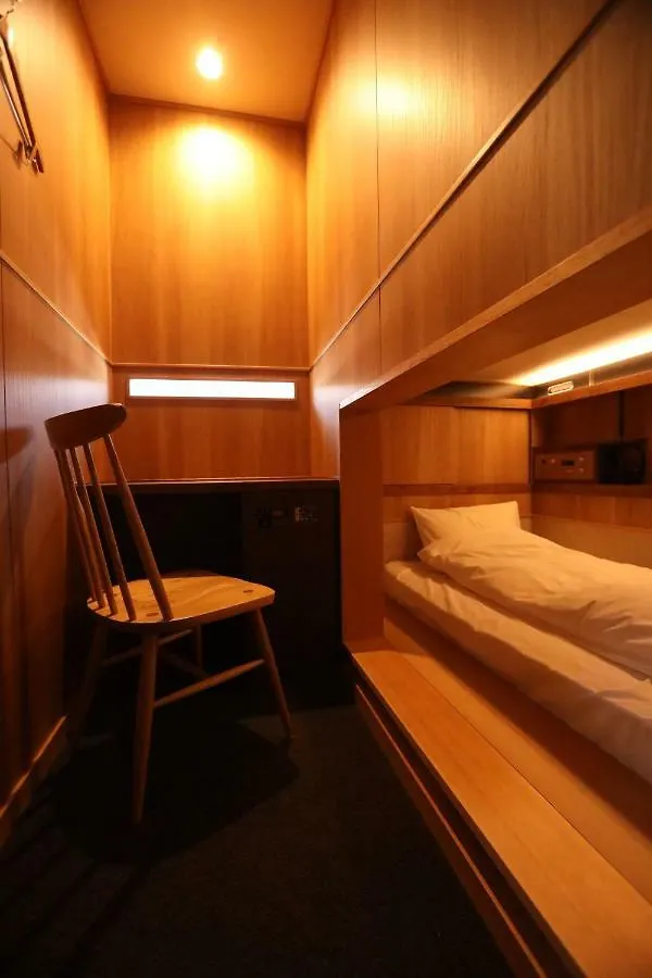 Cabin Inn Kyoto Sanjo Kawaramachi Capsule hotel