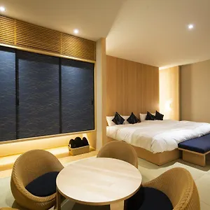 캡슐호텔 Firstcabin Nijojo, 교토